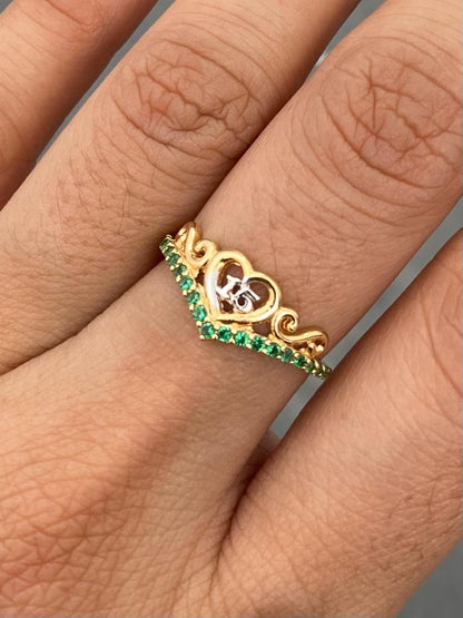 Anillo 15S con swarovski verde 2gr / Talla 5 1/2 — Oro Amarillo