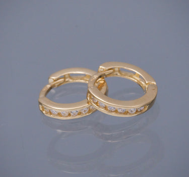 Candongas con swarovski blanco 1.2gr / Largo 1cm / Oro Amarillo Nac*
