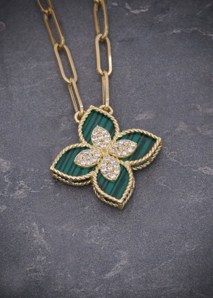 Cadena lucky clover piedra verde 5.4gr / Largo 50cm / Oro Amarillo italy cte P