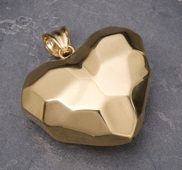 Dije corazon rustico 5.3gr / Largo: 4.5cm / Oro Amarillo italy cte M