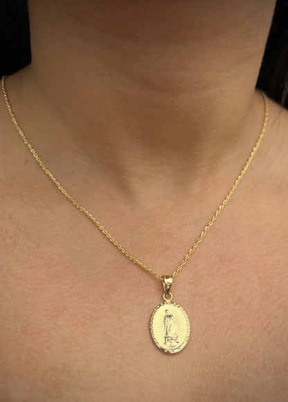 Dije virgen de guadalupe 1.55gr / Largo 3.1cm / Oro Amarillo Nac M