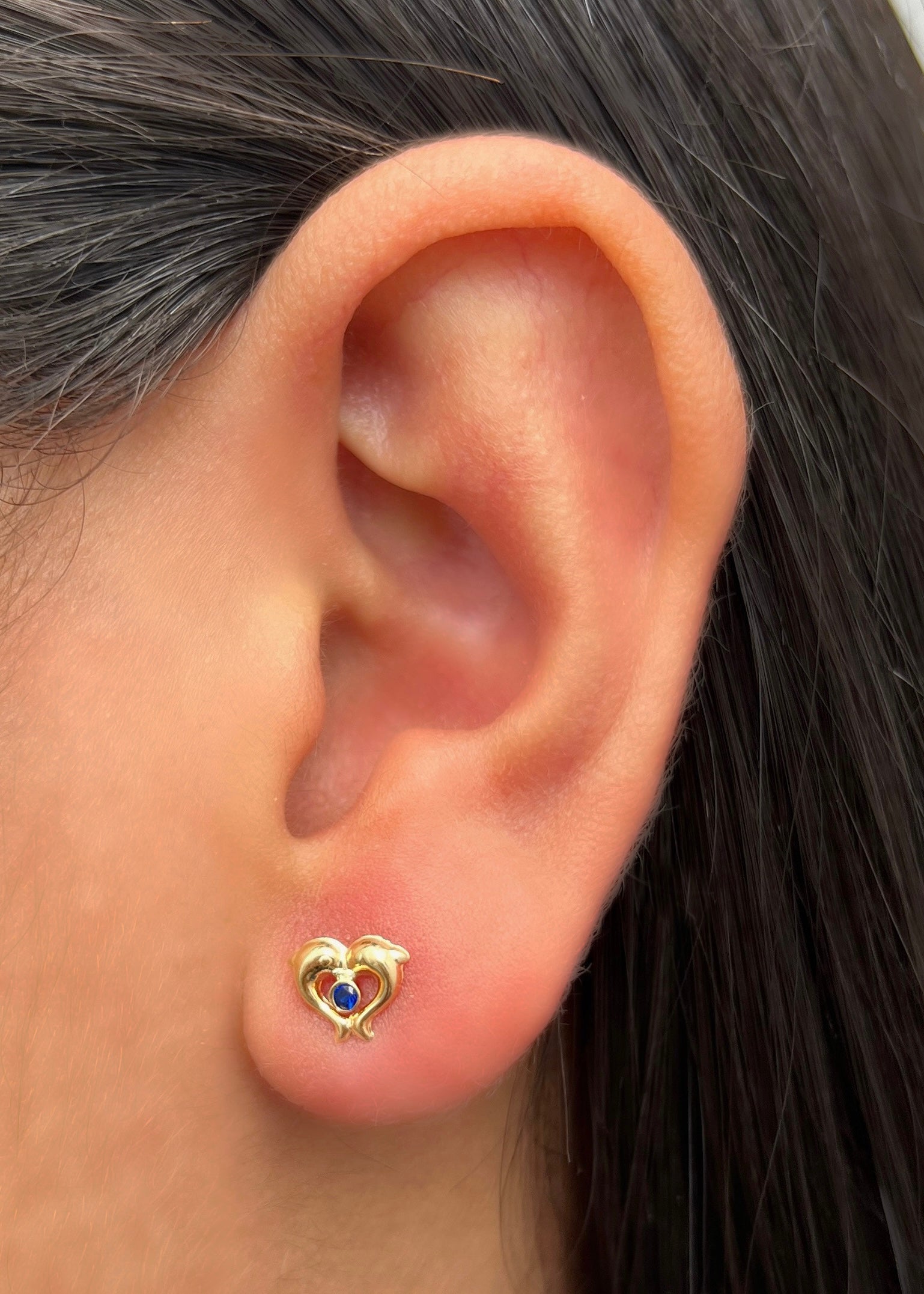 Topos delfines con swarovski azul 0.55gr / Largo 0.6cm / Oro Amarillo Nac P