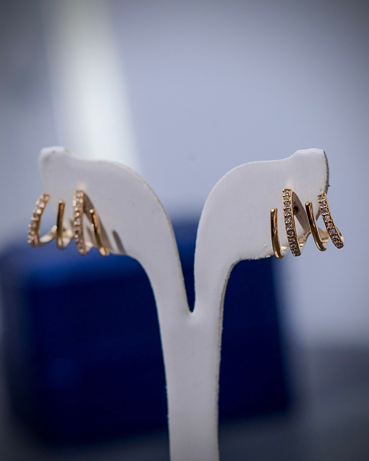 Candongas de lineas con swarovski blanco  3.2gr / Oro Amarillo Nac B