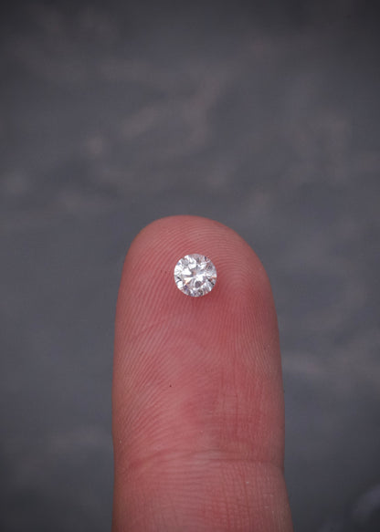 Diamante blanco 18 pts  (Joya) B