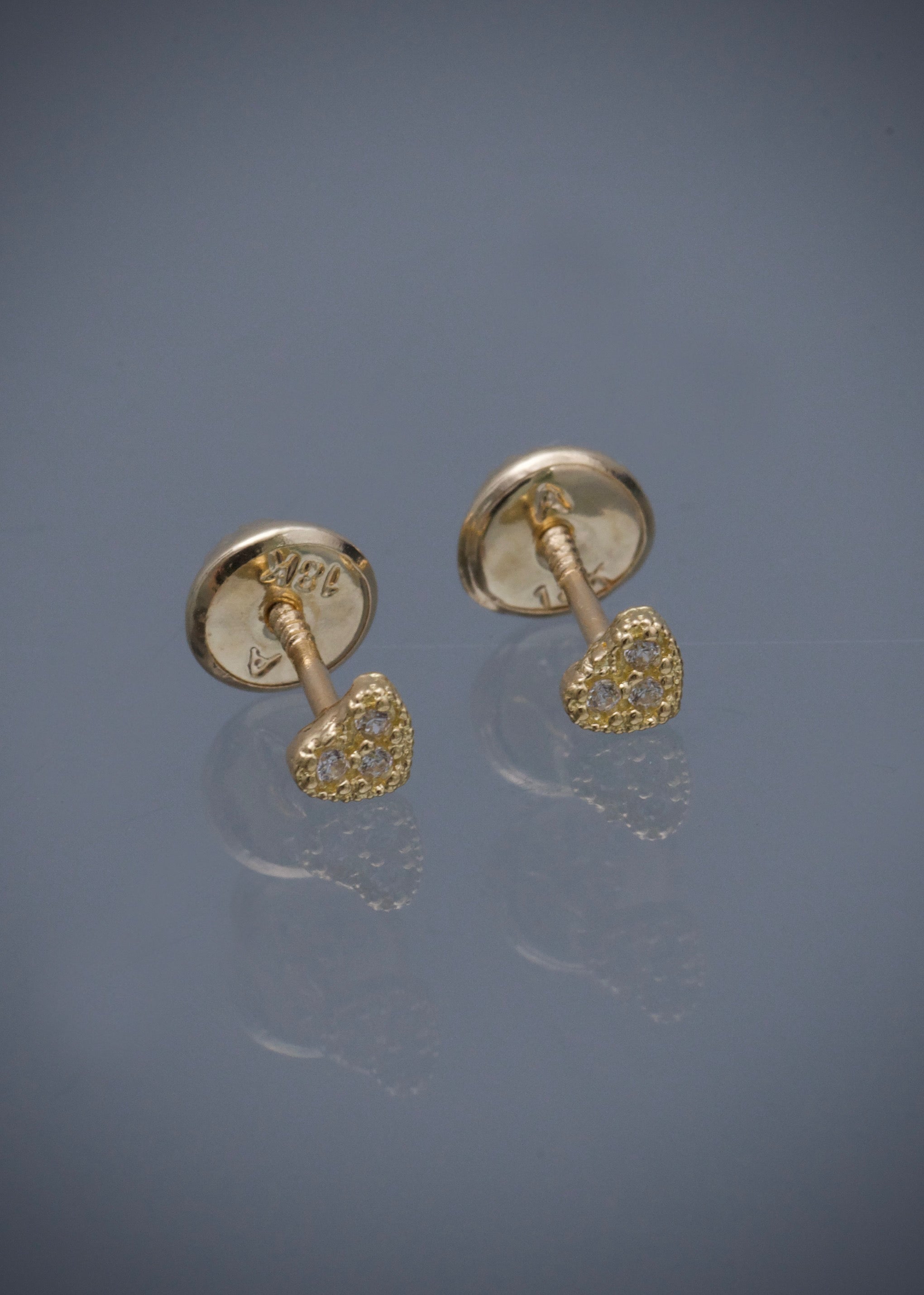 Topos corazon con swarovski blanco 0.55gr / Largo 0.31cm / Oro Amarillo Nac *