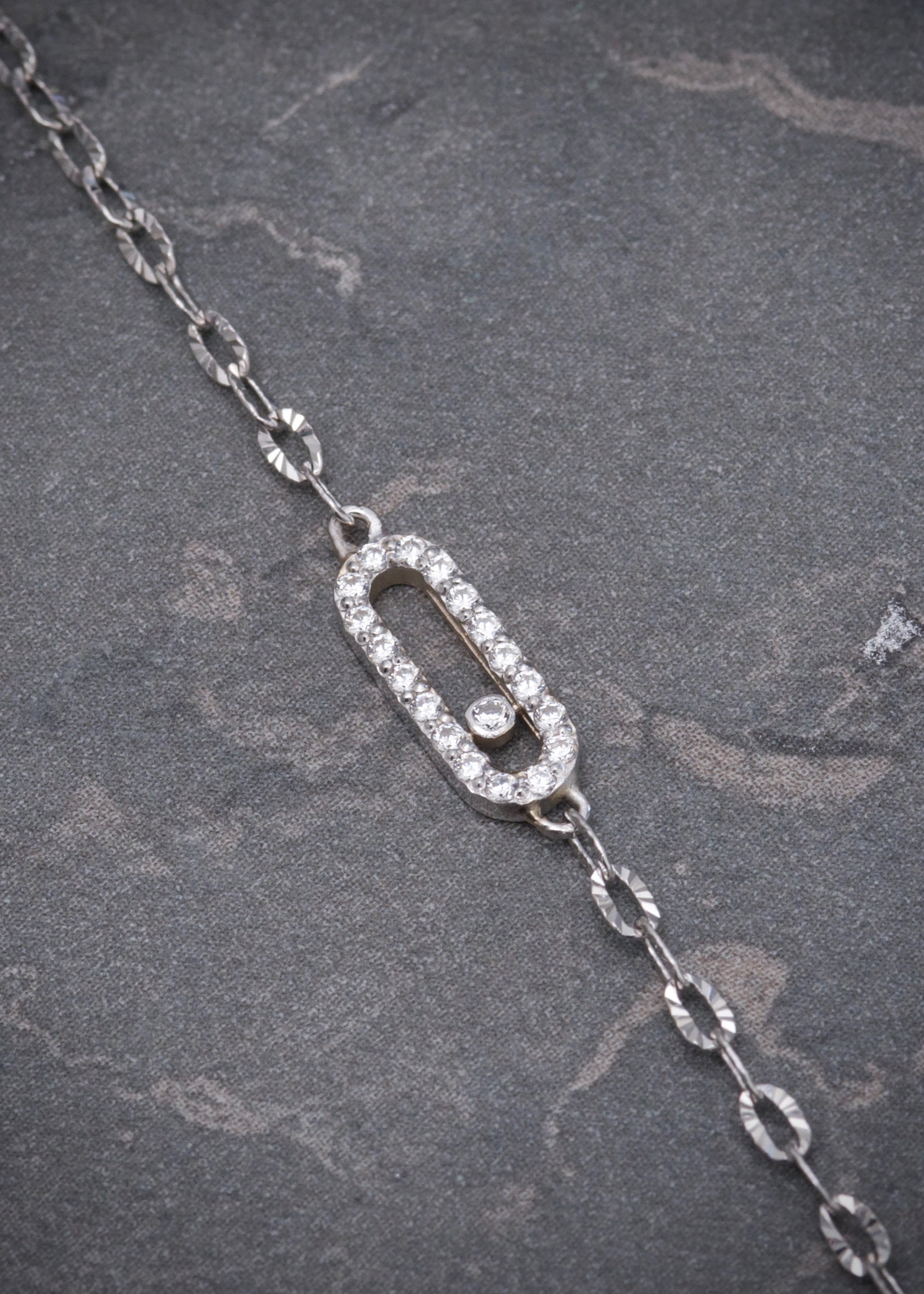 Pulso MK con swarovski blanco 1.05gr / Largo 15.5cm / Oro Blanco italy cte M