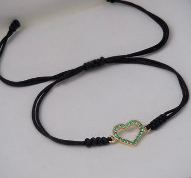 Pulsera en hilo negro con herraje corazon 0.45gr / Oro Amarillo (Joya)*