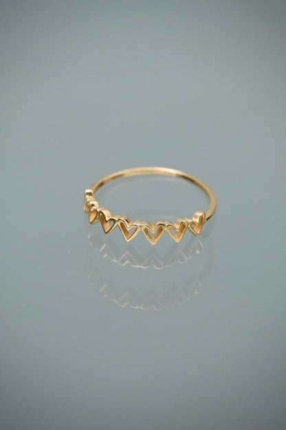 Anillo corazones 1gr / Talla 6 1/4 — Oro Amarillo