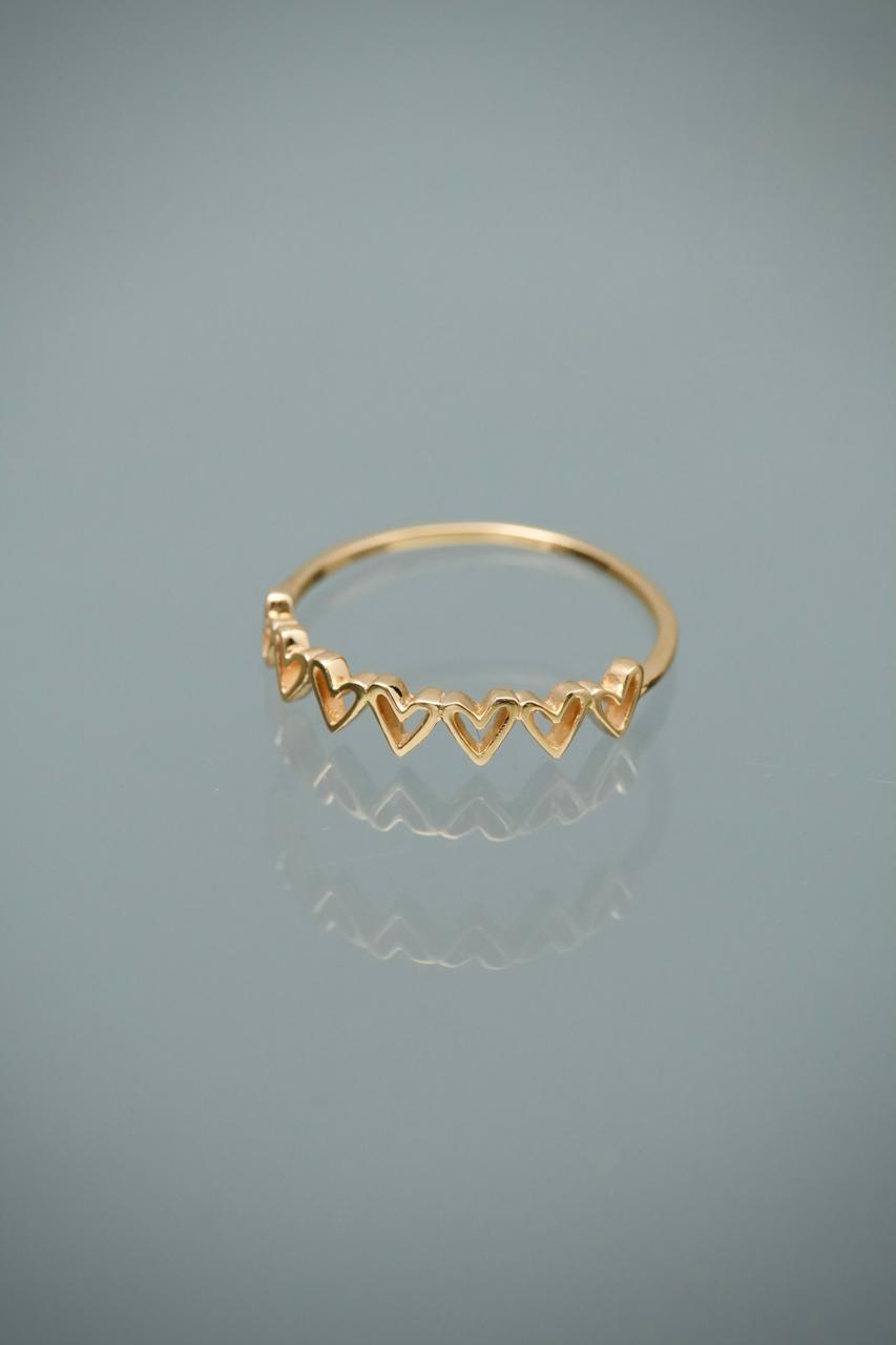 Anillo corazones 1.1gr / Talla 8 / Oro Amarillo Nac B