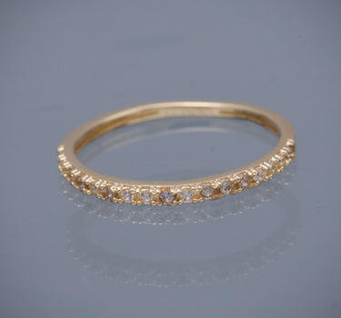 Anillo con swarovski blanco 1.3gr / TALLA 5 3/4 / Oro Amarillo Nac M