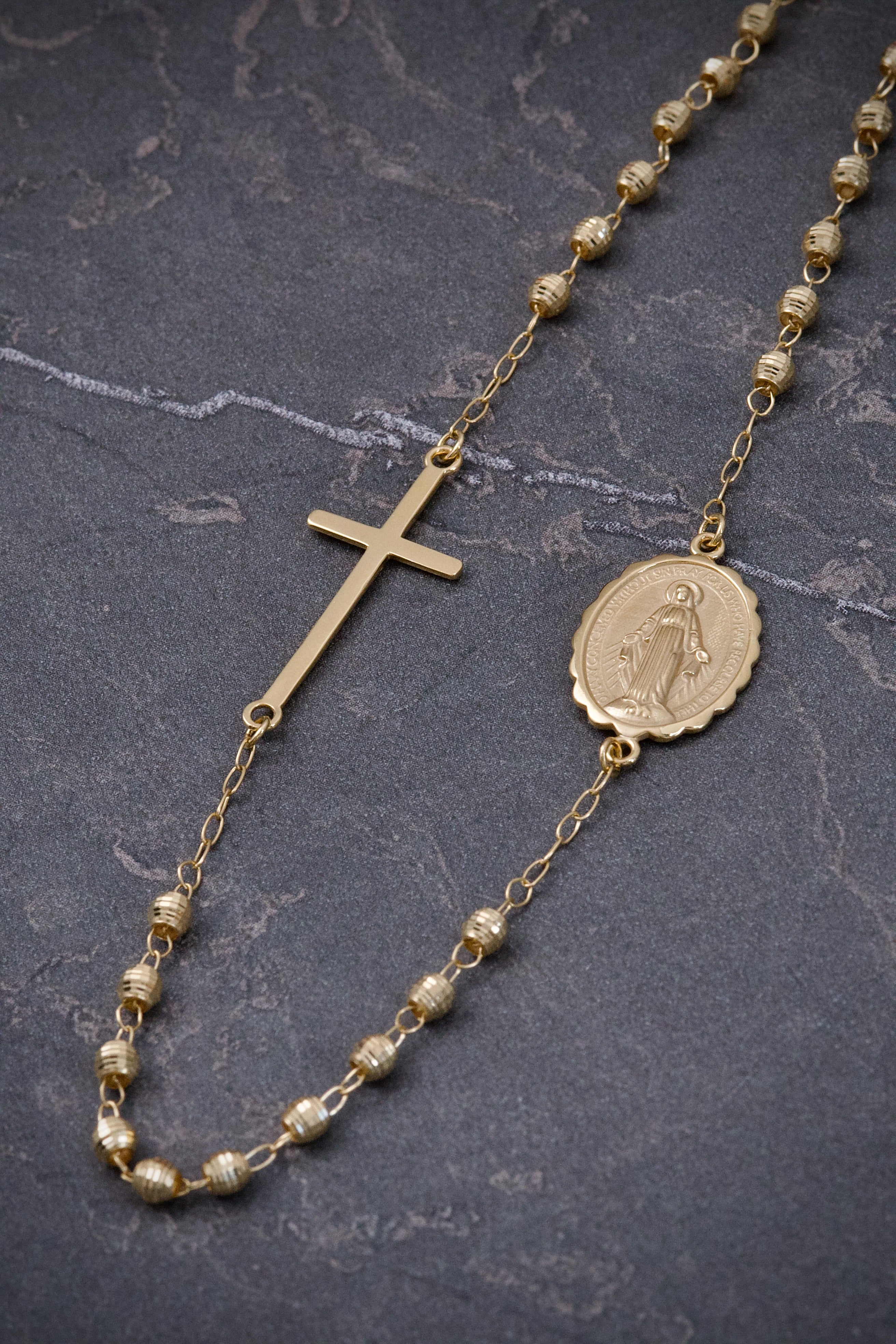 Cadena tipo denario virgen de la milagrosa diamantado 6.05gr / Largo 50cm / Oro Amarillo italy +2 M