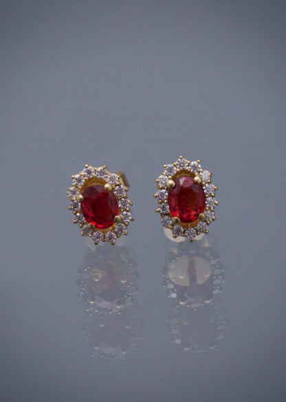 Topos con 102pts de zafiro y 26pts de moissanita 2.4gr / Largo 0.92cm / Oro Amarillo Nac (Joya) M