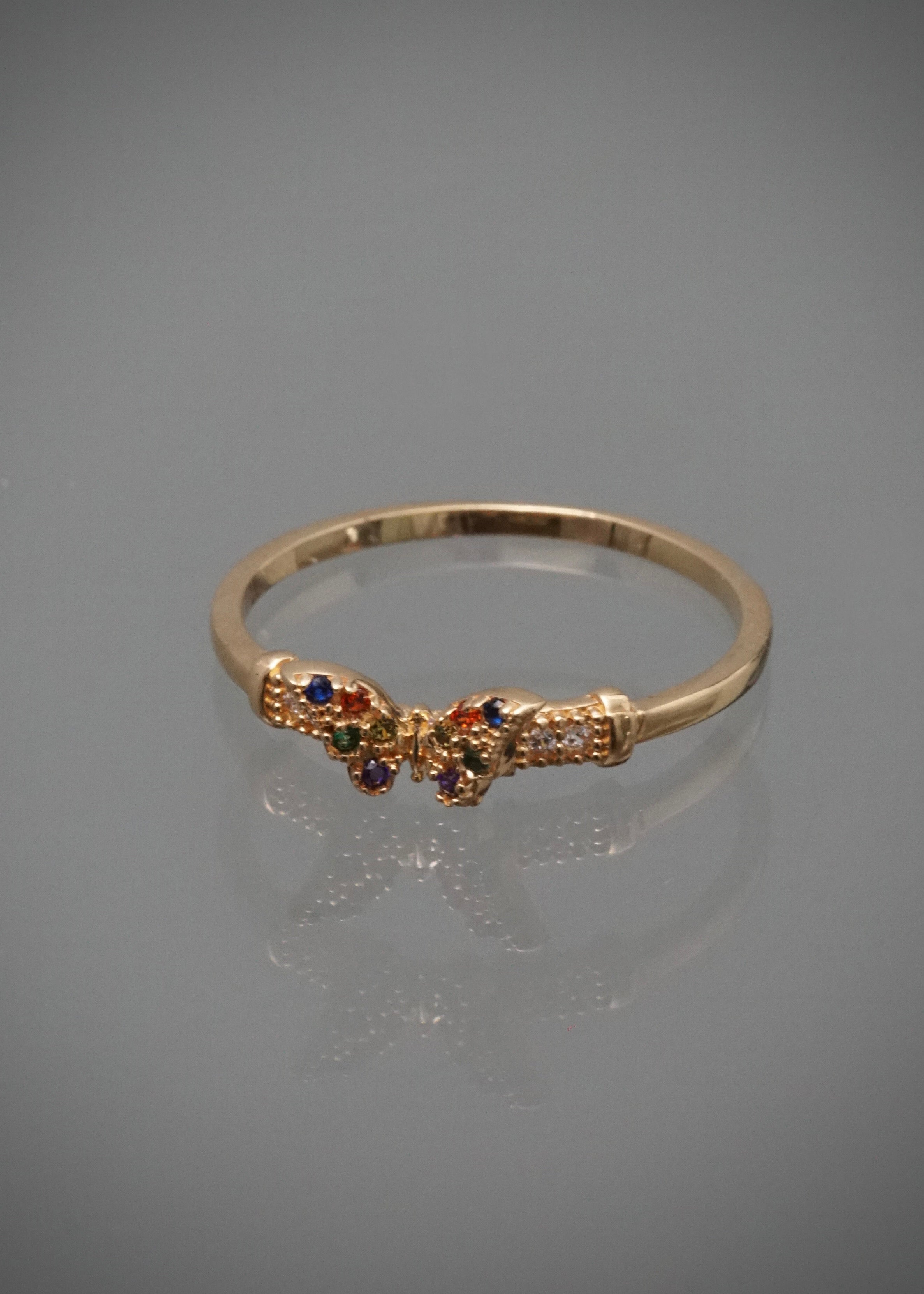Anillo mariposa con swarovski multicolor 1.8gr / Talla 7 1/ 4 / Oro Amarillo Nac B