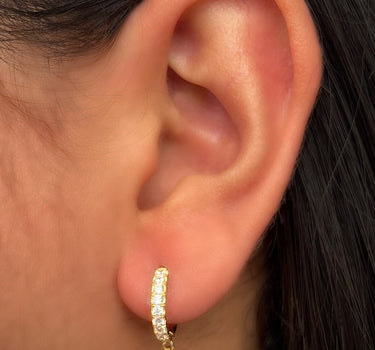 Candongas con swarovski verde y blanco 3.7gr / Largo 2cm / Oro Amarillo Nac M