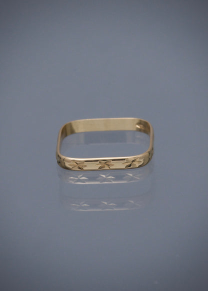 Anillo Cuadrado 1.55gr / TALLA 6 3/4 / Oro Amarillo italy cte P