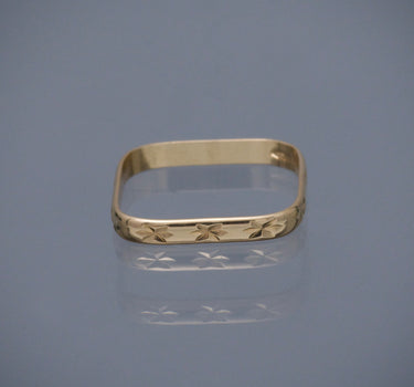 Anillo Cuadrado 1.55gr / TALLA 6 3/4 / Oro Amarillo italy cte P
