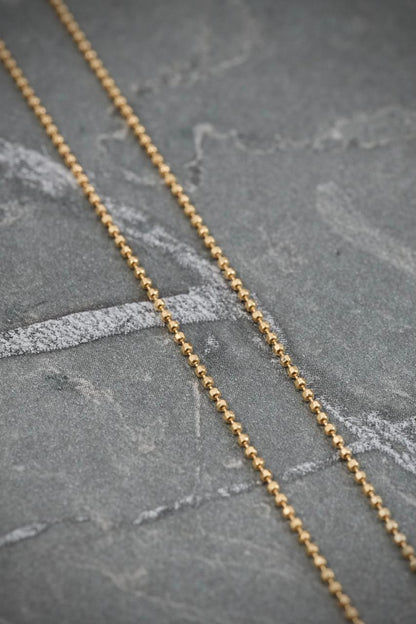 Cadena  MINI MILITAR Diamatado  2.1gr / Largo 50cm — Oro Amarillo