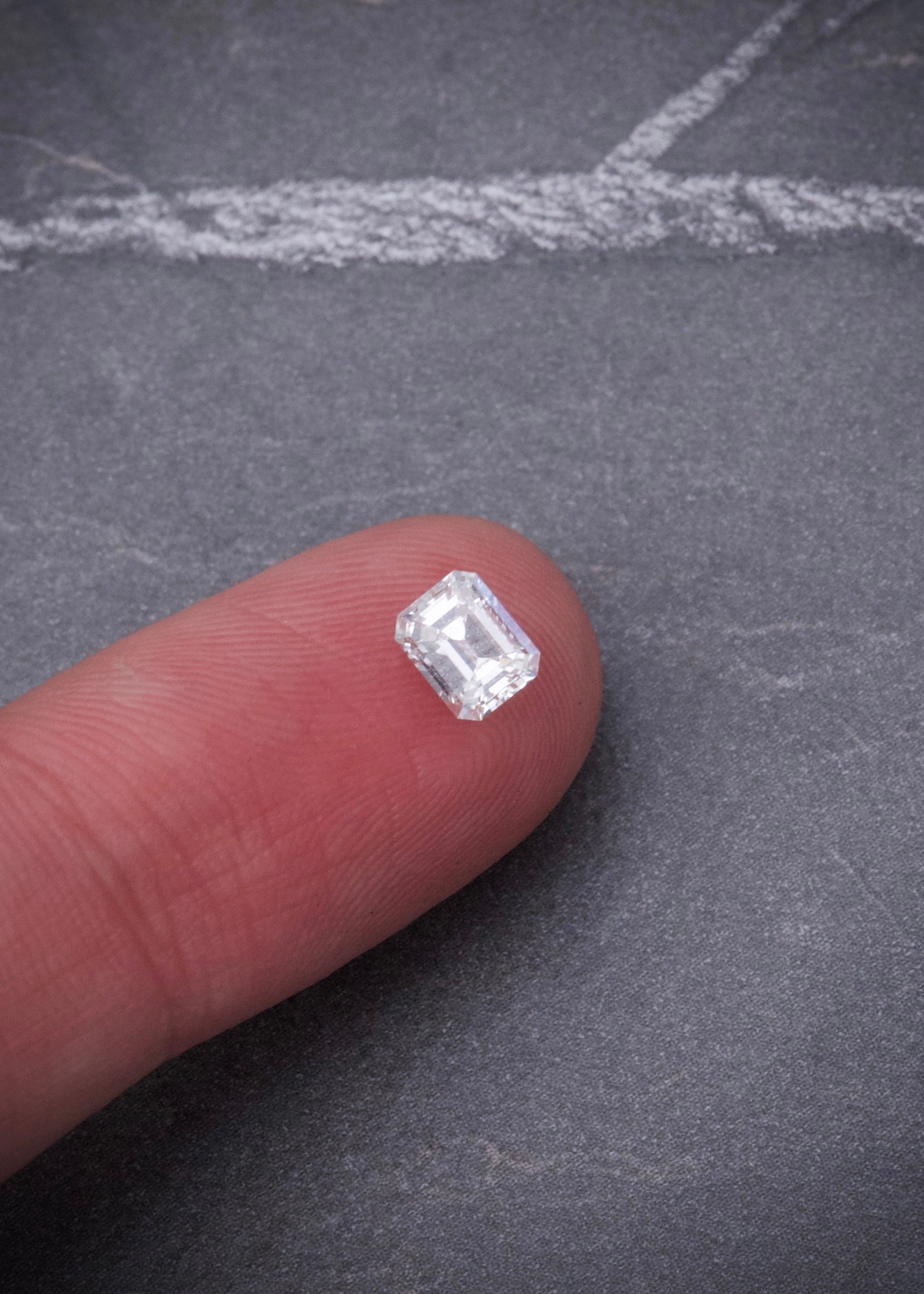 Diamante blanco 41 pts  (Joya) B