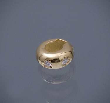 Dije stars diamonds con 7pts de diamantes 1.7gr / Largo 1cm / Oro Amarillo Nac (Joya) B