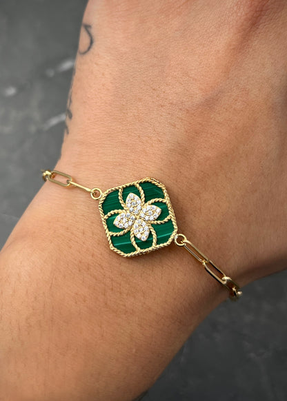 Pulso lucky clover piedra verde 4.1gr / Largo 19cm / Oro Amarillo italy cte P