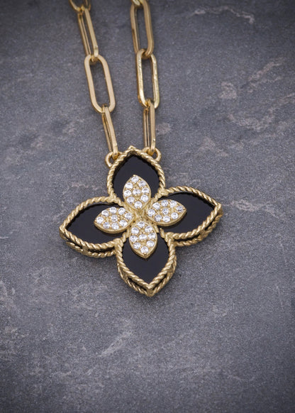 Cadena lucky clover piedra negra 5.7gr / Largo 50cm / Oro Amarillo italy cte B