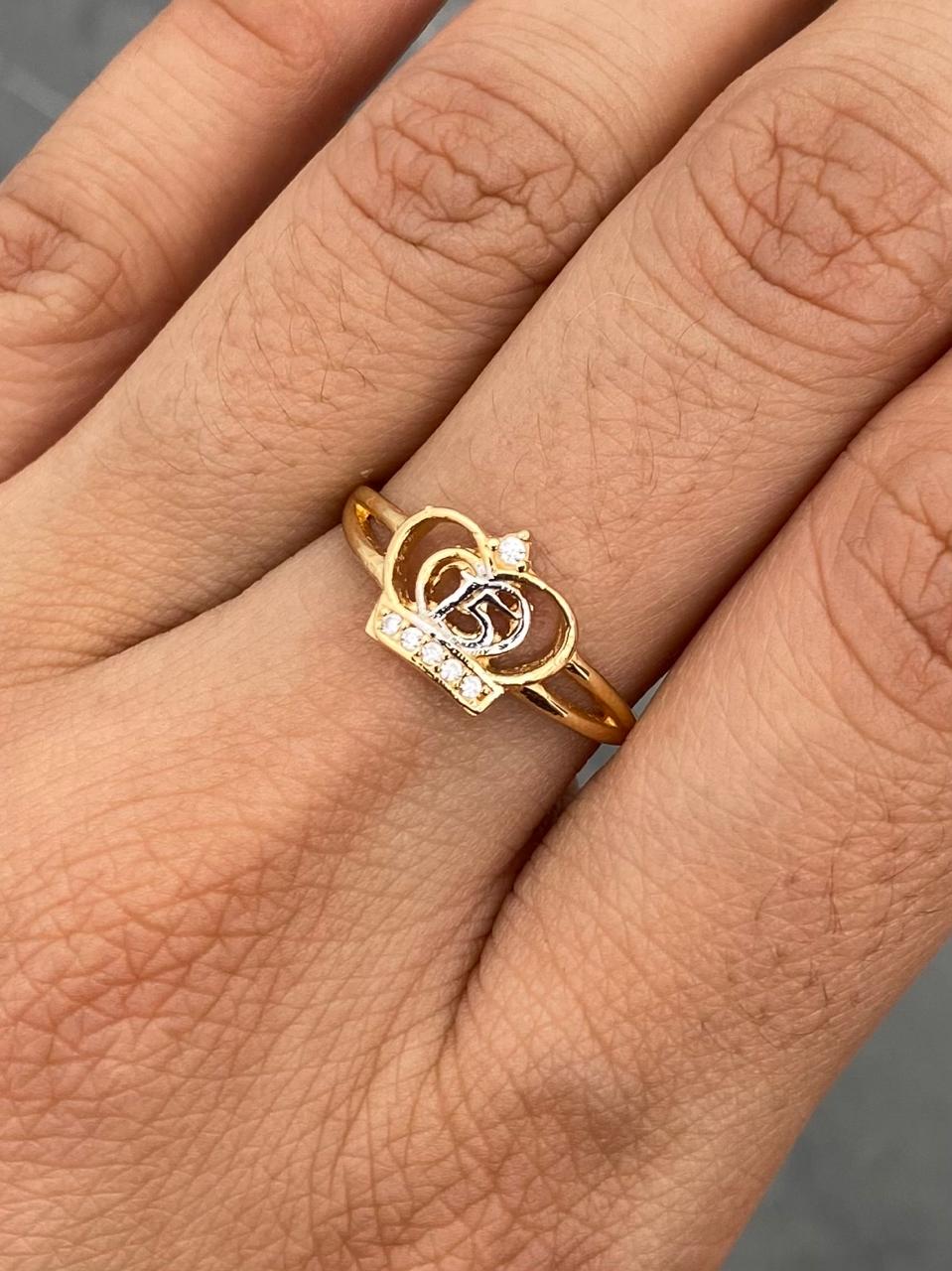 Anillo 15S con swarovski blanco 1.95gr / Talla 6 1/2 — Oro Amarillo