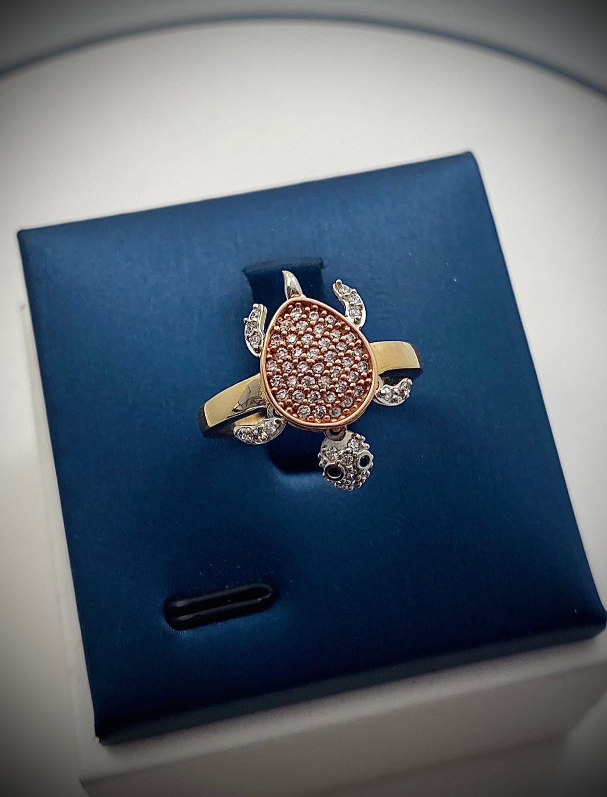 Anillo de tortuga 3,1 gr / Talla 5 3/4   Tres Oros Nac B