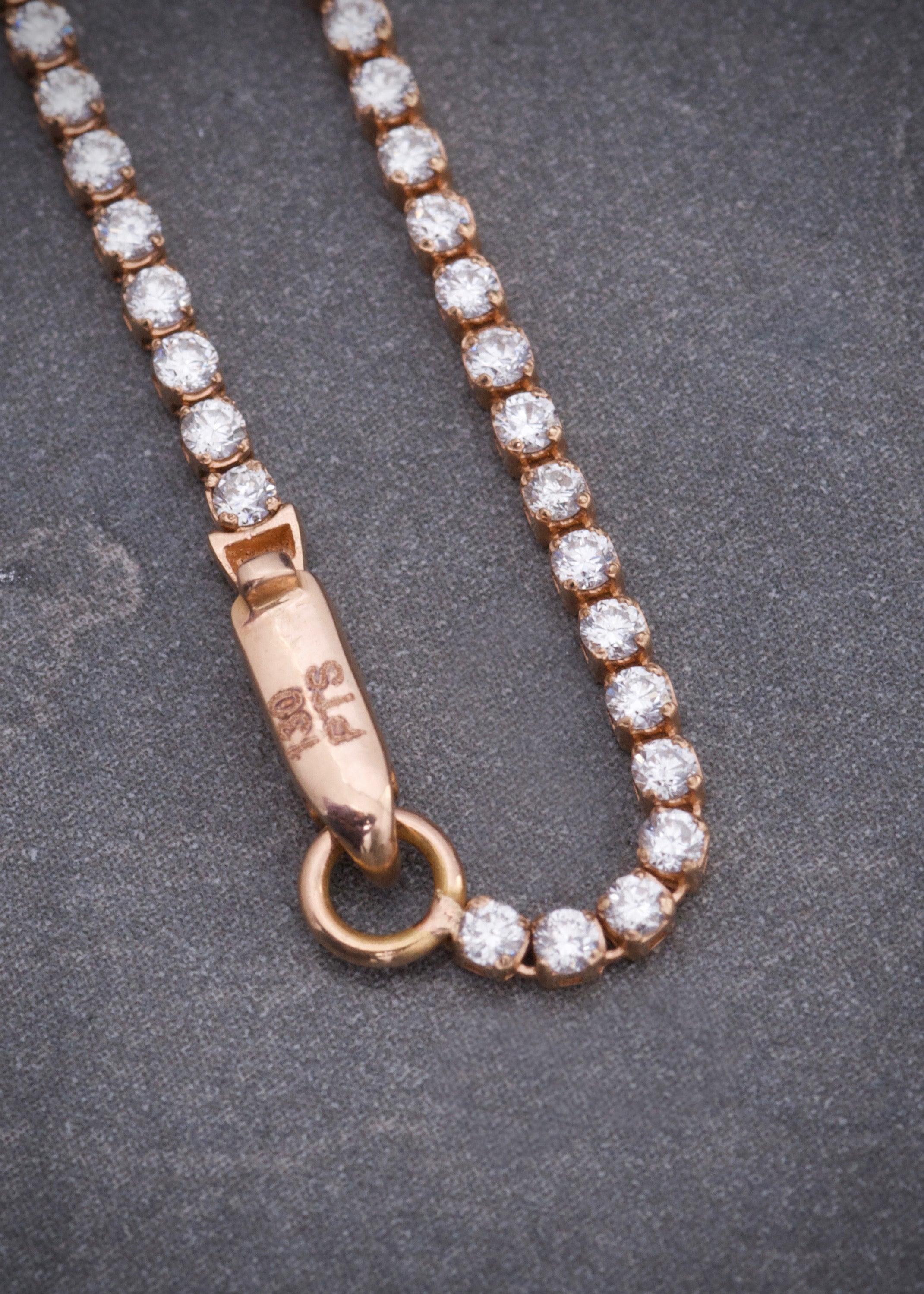Pulso tenis con 130pts de diamantes 2gr / Largo 18cm / Oro Rosado (Joya) B
