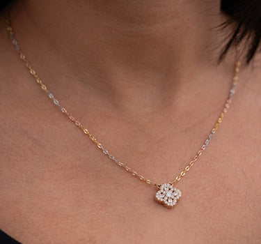 Cadena lucky clover con swarovski blanco 3.85gr / Largo 45cm / Tres Oros italy cte M