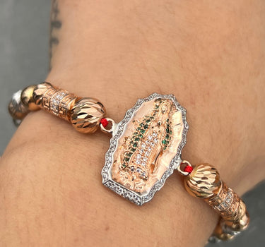 Pulsera en hilo rojo con herraje virgen de guadalupe 8.65gr / Dos Oros (Joya) M