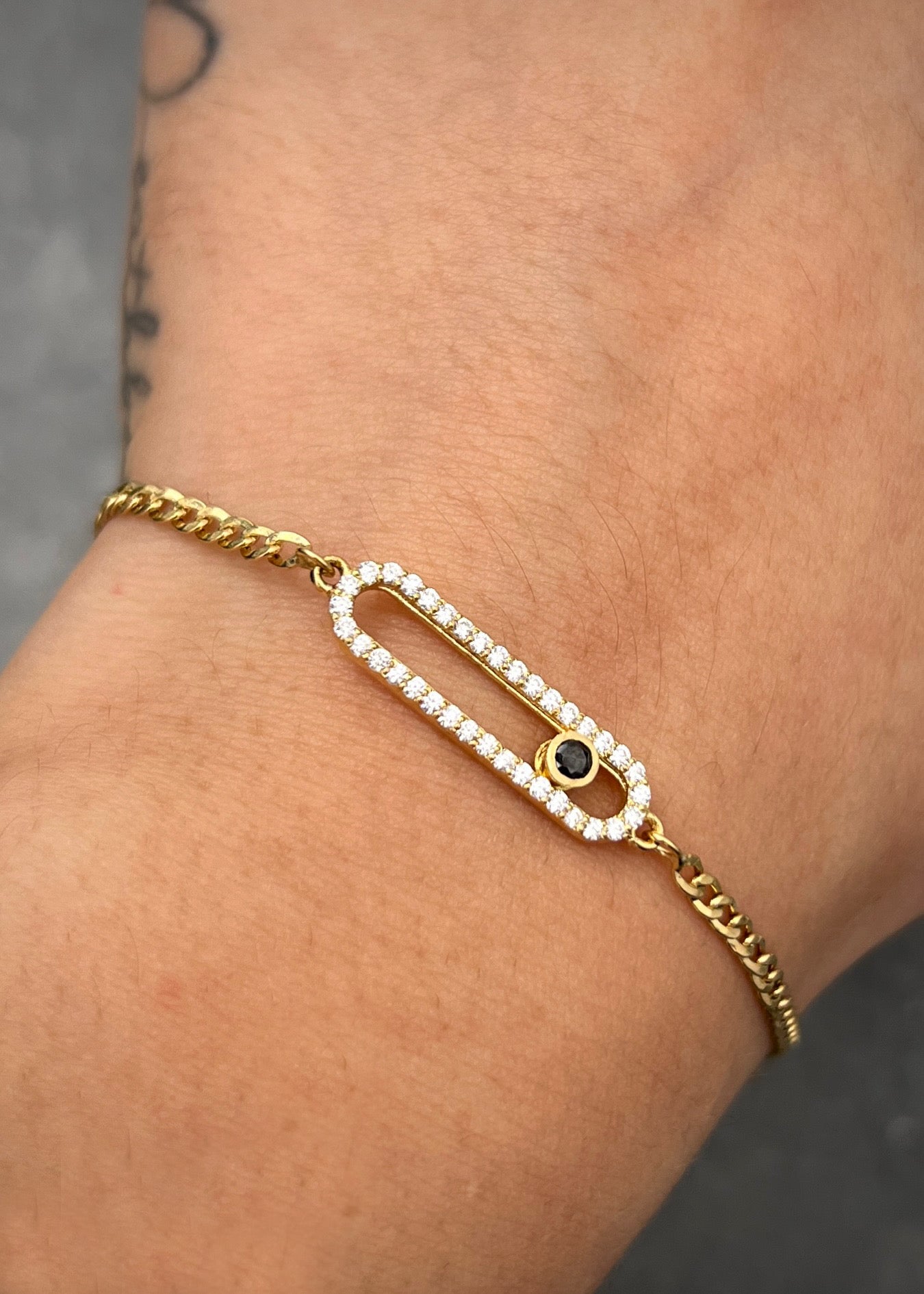 Pulso MK con swarovski blanco y negro 3.1gr / Largo 17cm / Oro Amarillo italy cte P