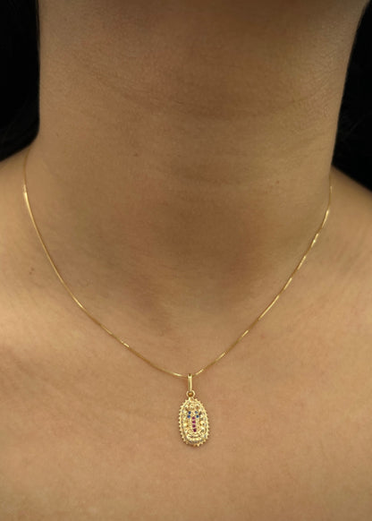 Dije virgen de guadalupe con swarovski azul 1.4gr / Largo 2.2cm / Oro Amarillo Nac B