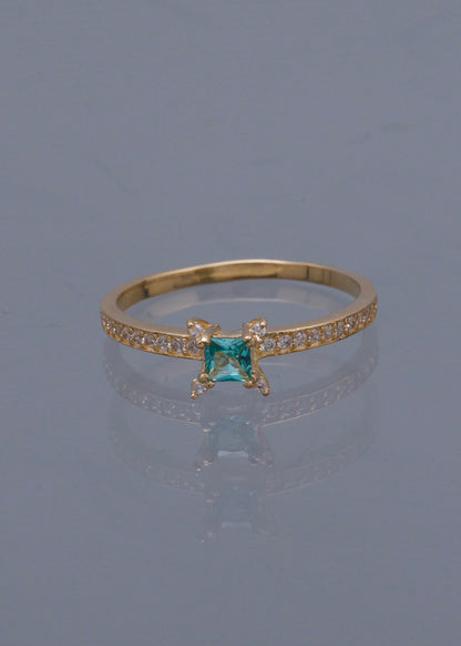 Solitario cuadrado con swarovski blanco y azul 1.55gr / TALLA 6 / Oro Amarillo Nac P