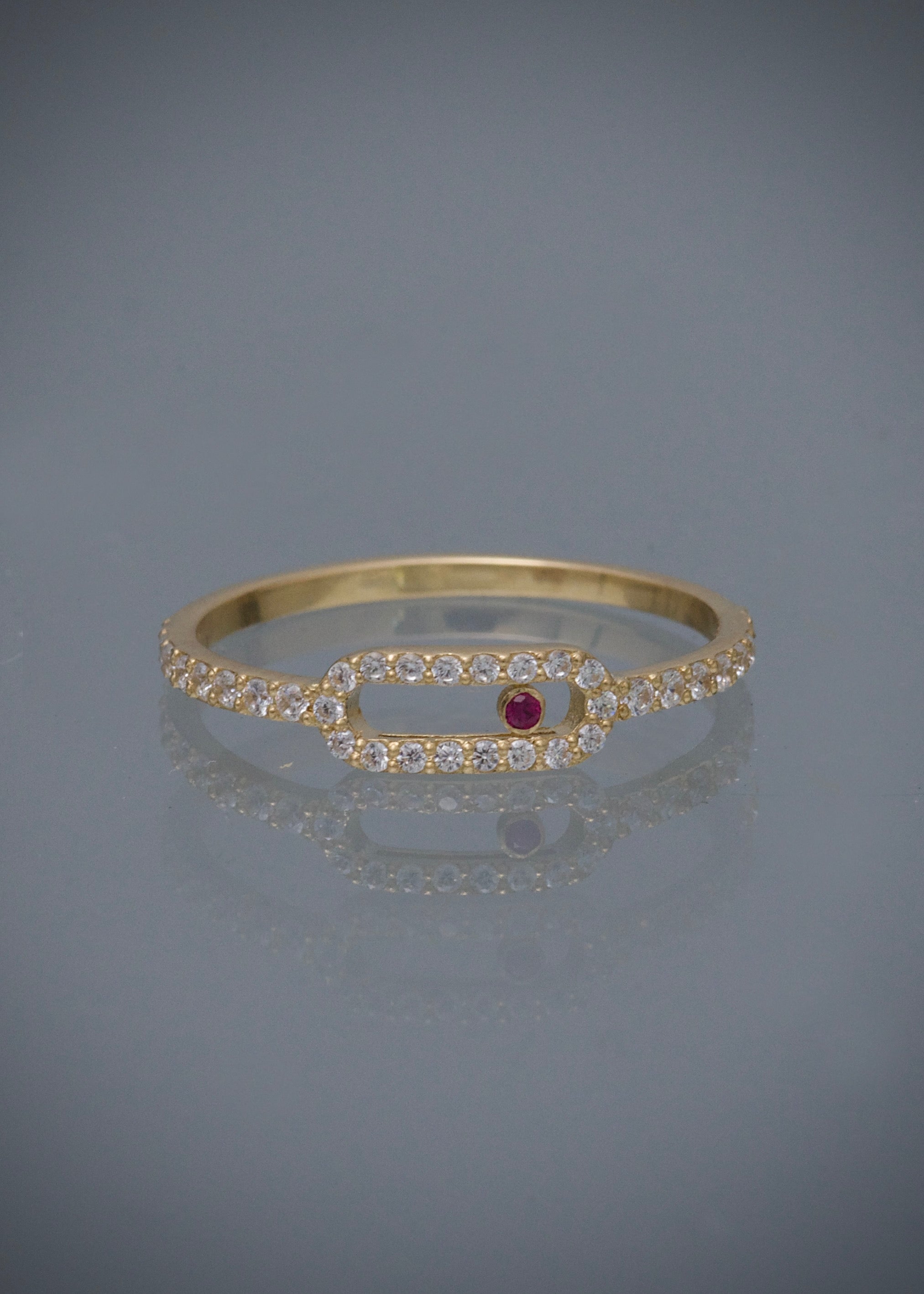 Anillo MK con swarovski blanco y fucsia 1.35gr / TALLA 7 / Oro Amarillo Nac P