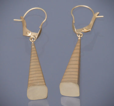 Candongas piramide 1.05gr / Largo 3.3cm / Oro Amarillo Nac B