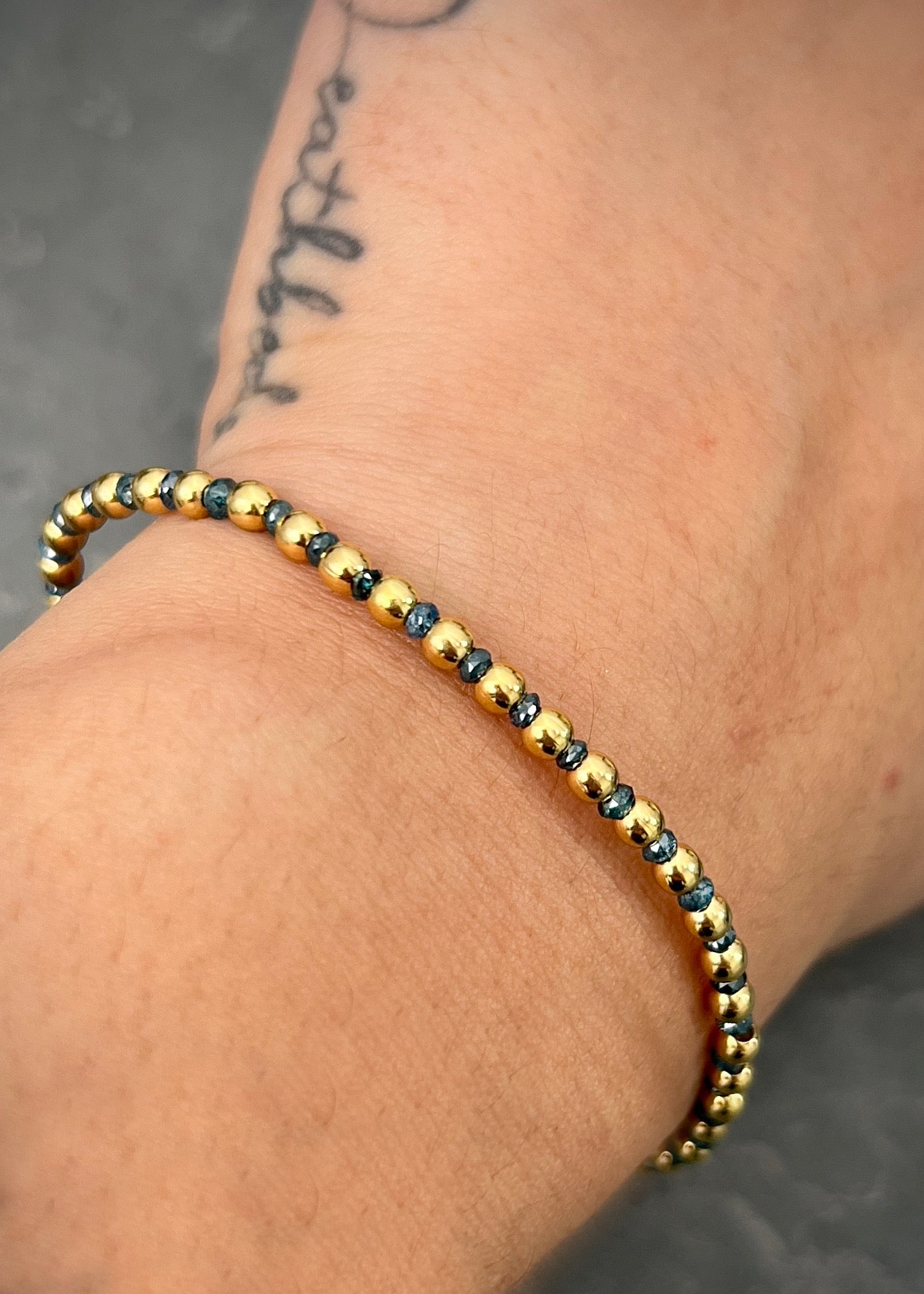Pulsera energetica 2.6gr / Oro Amarillo (Joya) M