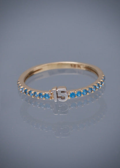 Anillo de 15s con swarovski azul 1.3gr / TALLA 5 3/4 / Oro Amarillo Nac*