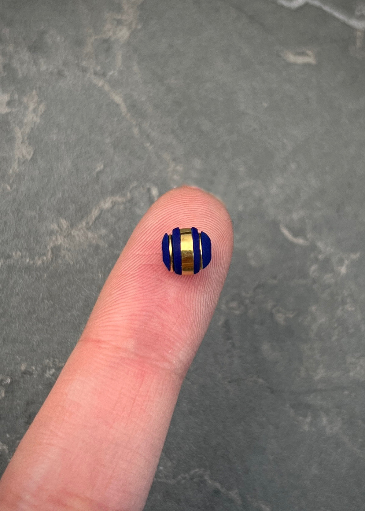 Neoro azul 6mm 3 rayas 0.14gr / Oro Amarillo Nac B