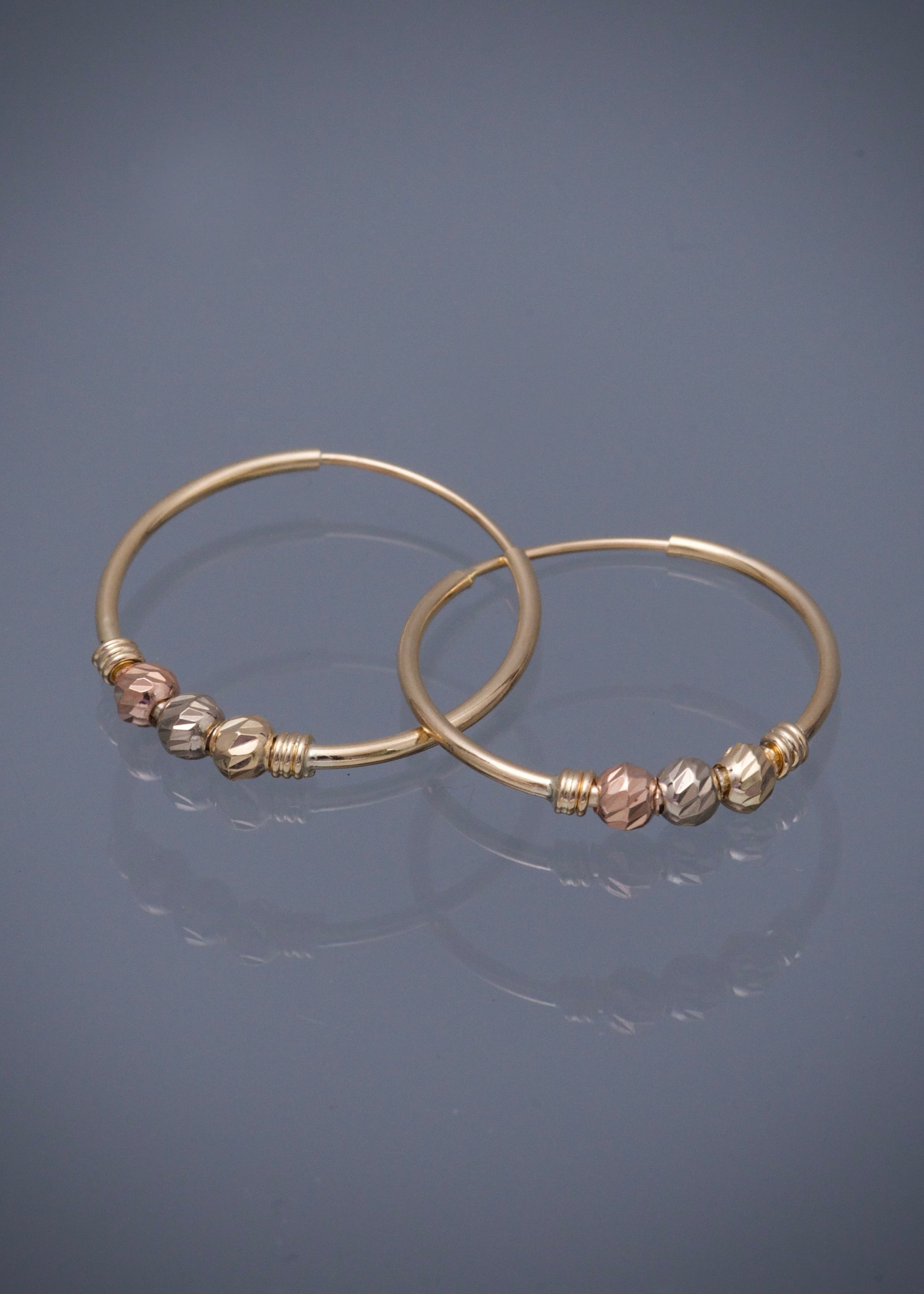 Candongas con bolas diamantadas 1.25gr / Largo 2cm / Tres Oros Nac M