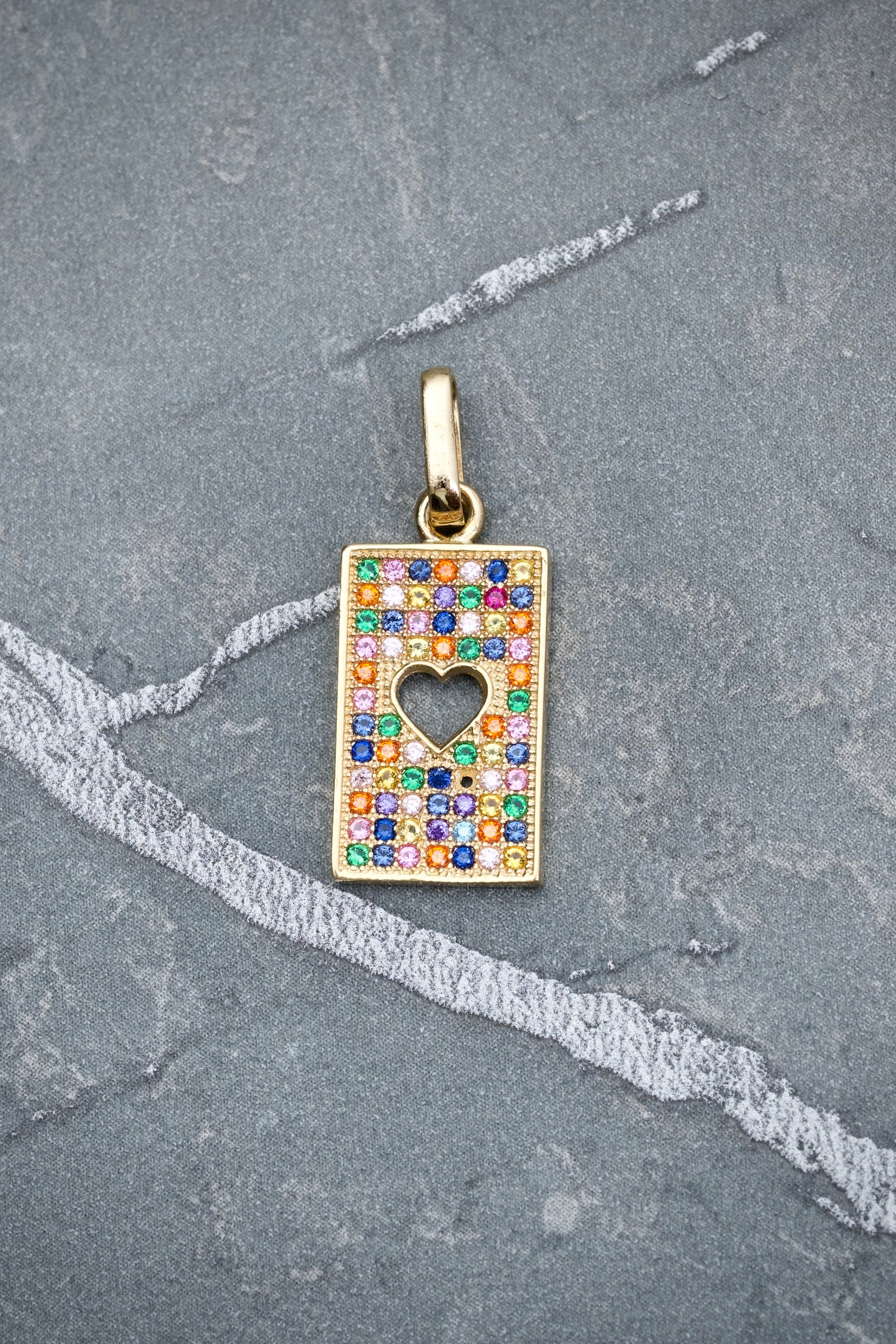Dije placa de corazon 1.9gr / 2.5cm / Oro Amarillo Nac P