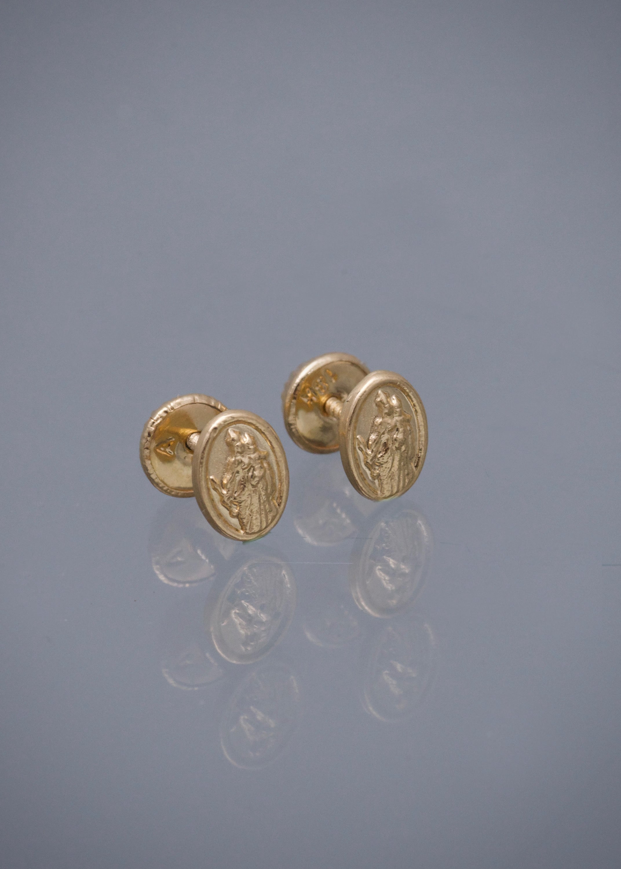 Topos virgen maria axuliadora 0.6gr / Largo 0.7cm / Oro Amarillo Nac *