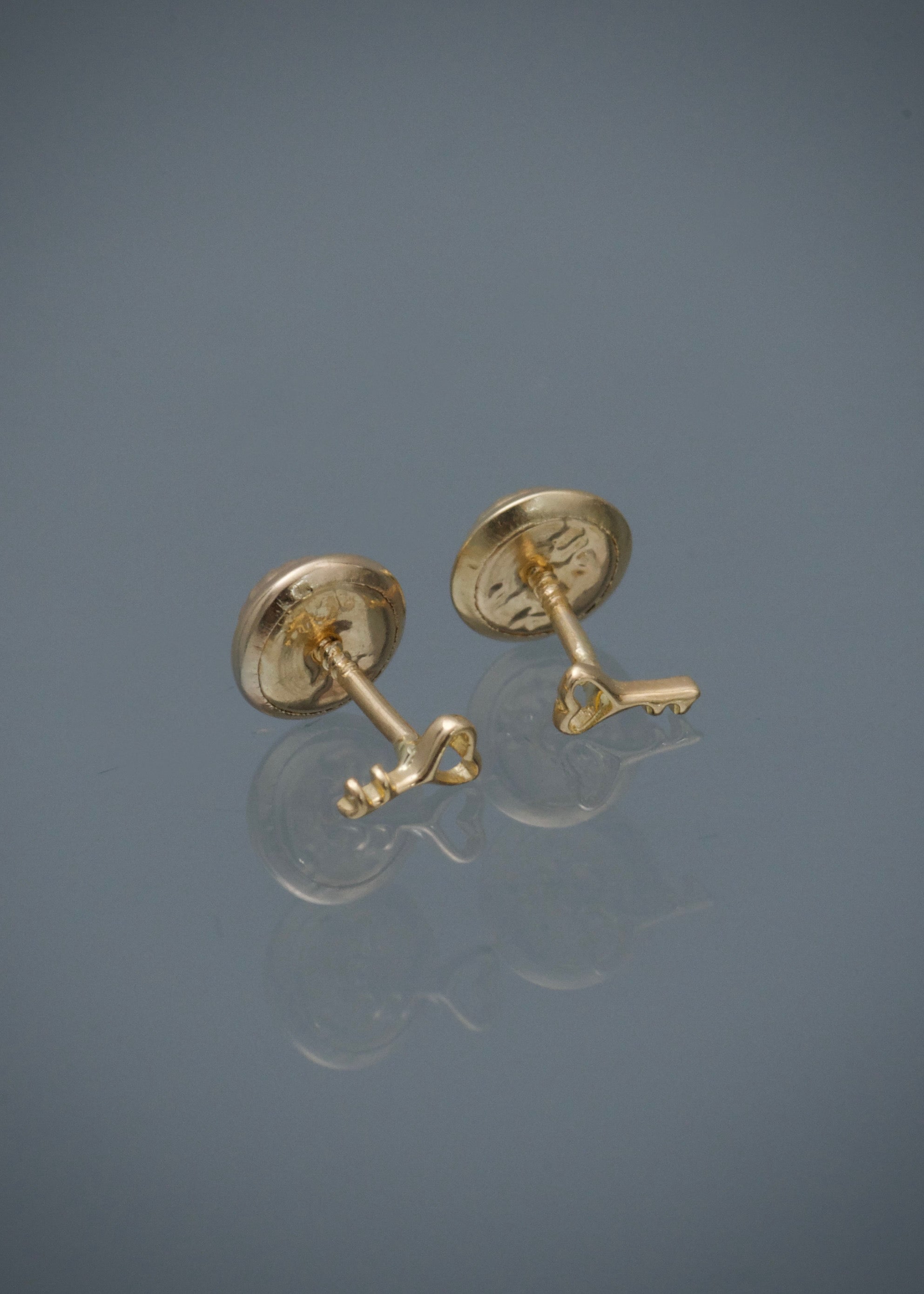 Topos llave 0.45gr / Largo 0.45cm / Oro Amarillo Nac M