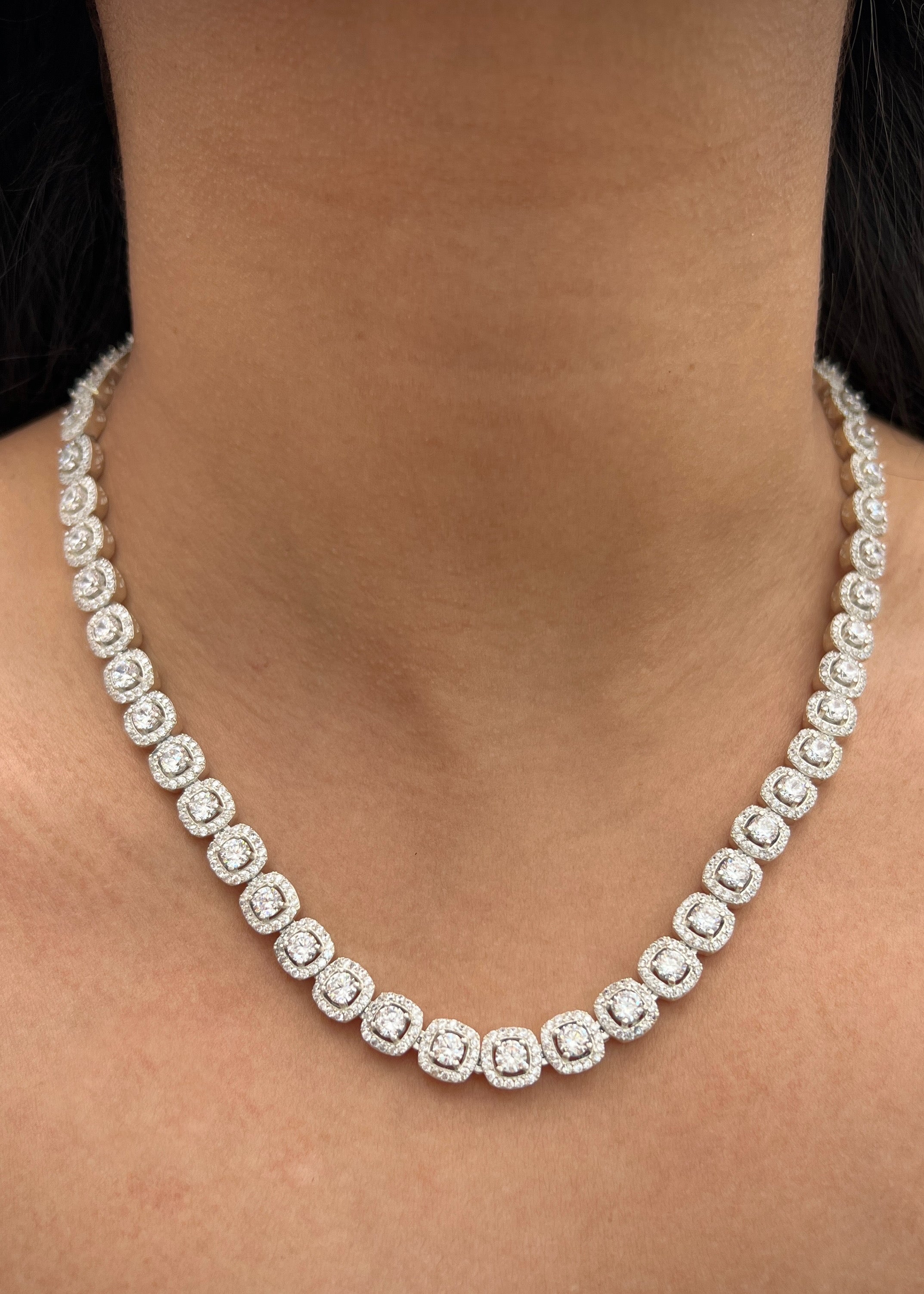 Cadena tenis con swarovski blanco 50.45gr / Largo 45cm / Plata M