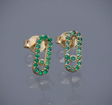 Topos con 20pts de esmeraldas 1.35gr / Largo 1cm / Oro Amarillo (Joya) M
