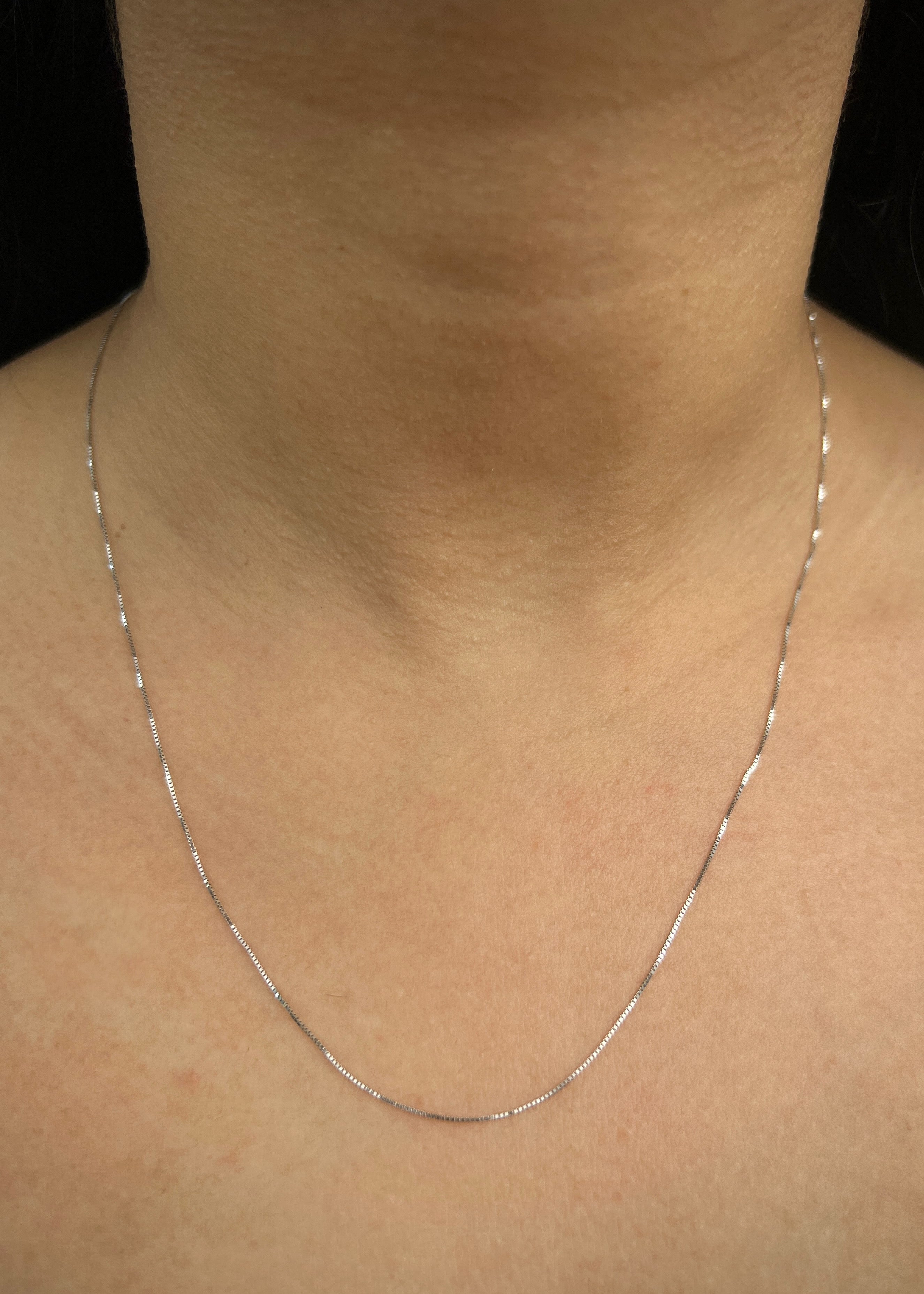 Cadena veneciana 1.3gr / Largo 50cm / Oro Blanco italy +3 P