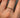 Anillo con swarovskis blancos 1.2gr / Talla: 5 1/2 / Oro Amarillo Nac B