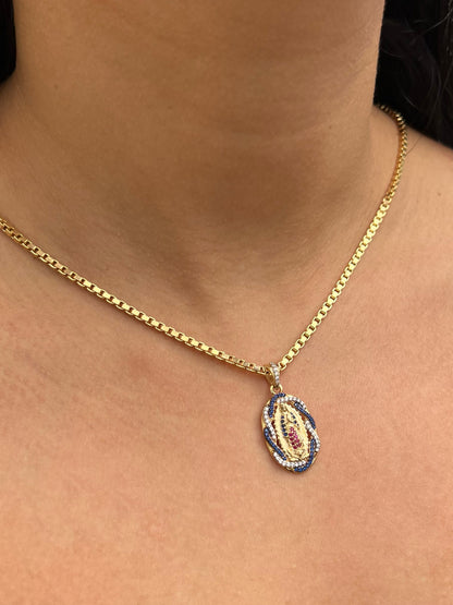 Dije virgen de guadalupe con swarovski azul y fucsia 3.5gr / Largo 3cm / Oro Amarillo Nac B
