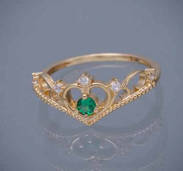 Anillo corona con swarovski blanco y verde 2.3gr / TALLA 7 1/4 / Oro Amarillo Nac B