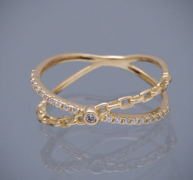 Anillo con swarovski blanco 1.7gr / TALLA 6 1/2 / Oro Amarillo Nac M