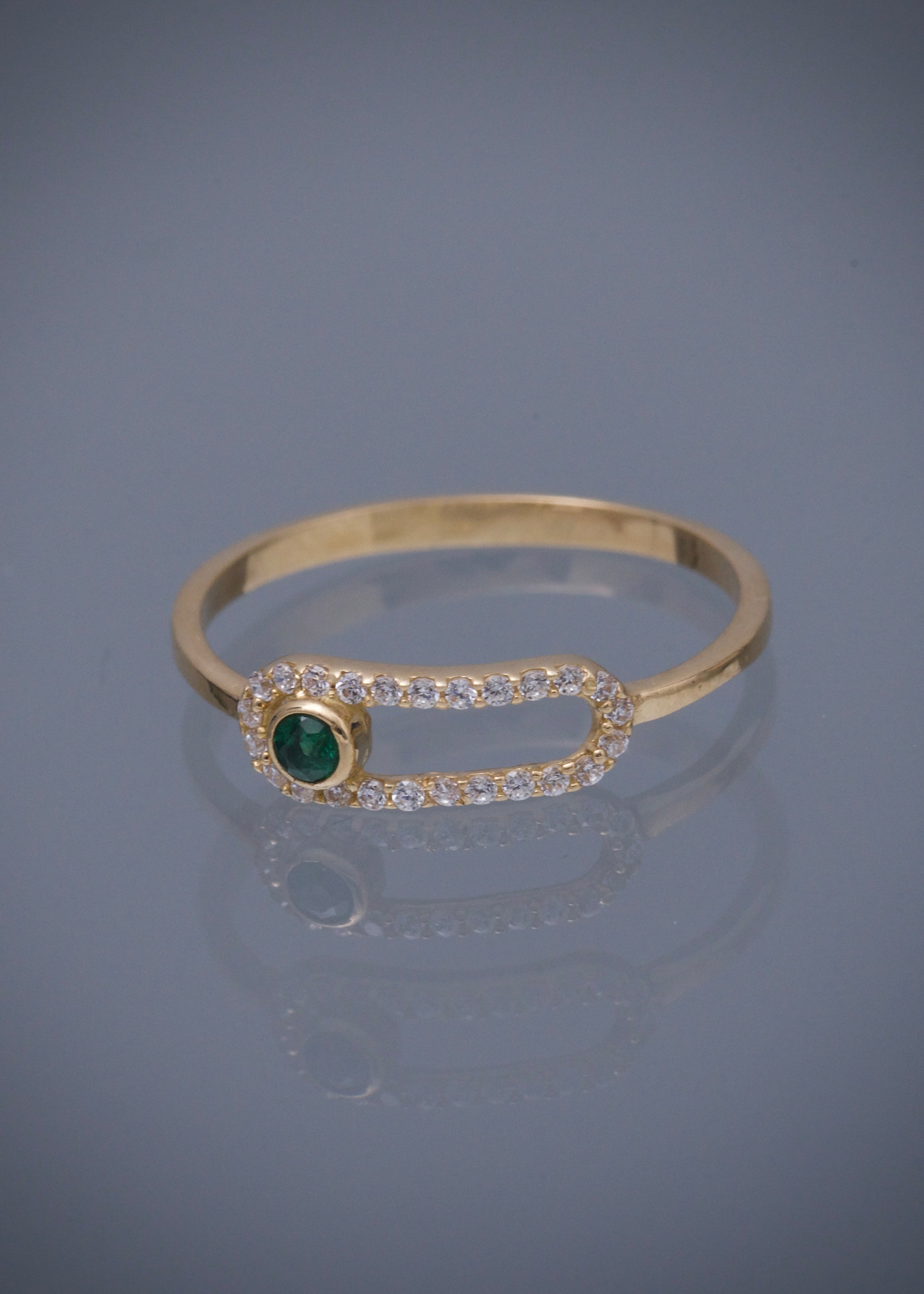 Anillo con swarovski blanco y verde 1.35gr / TALLA 6 1/4 / Oro Amarillo Nac M